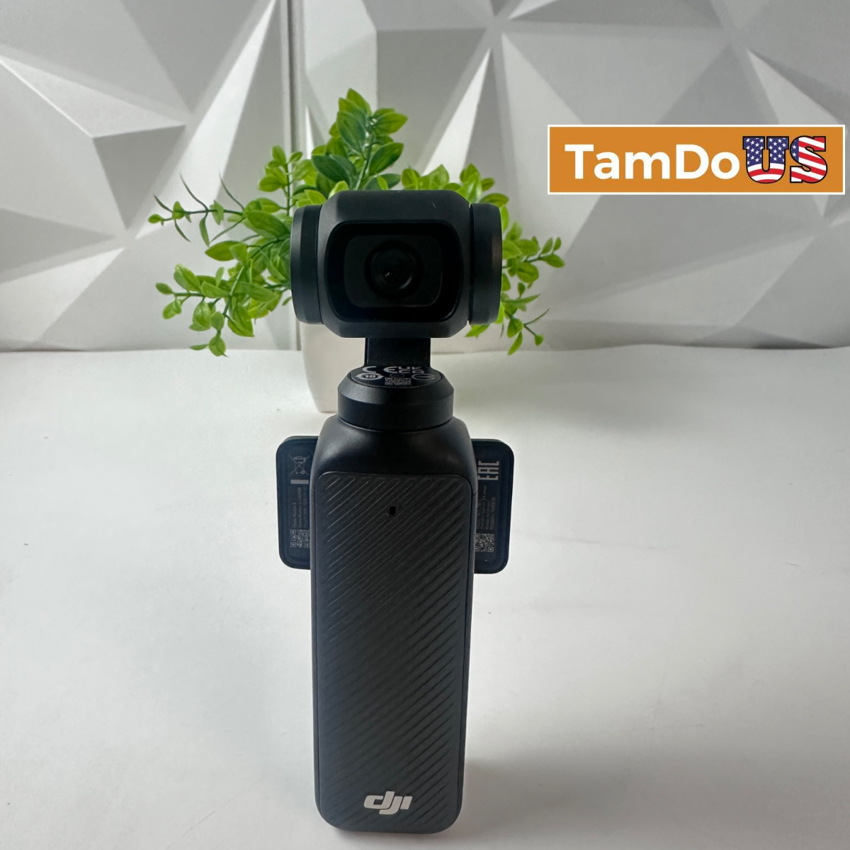 DJI Osmo Pocket 3 Creator Combo Vlogging Camera 4K 120fps 1" CMOS - Photo 1 - Real photo at TamDo.us