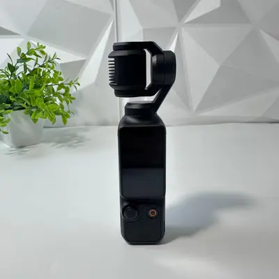 DJI Osmo Pocket 3 Creator Combo Vlogging Camera 4K 120fps 1" CMOS + Accessories - Thumbnail 6