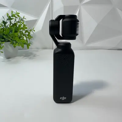 DJI Osmo Pocket 3 Creator Combo Vlogging Camera 4K 120fps 1" CMOS + Accessories - Thumbnail 5