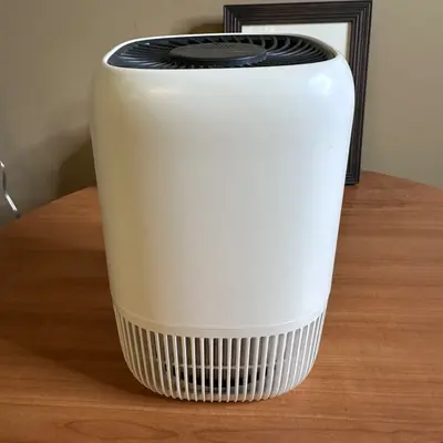 DOUHE Desktop Compact Air Purifier HEPA Filter Quiet Operation DH-JH12 12V 5W - Thumbnail 2