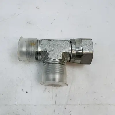 Eaton Hydraulic T-Fitting Adapter, Male x Male x Female, Steel Connector - Thumbnail 2