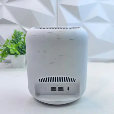 eero Pro 7 Wi-Fi 7 Mesh Router, Tri-Band, 27W USB-C, ME10001 - Thumbnail 2