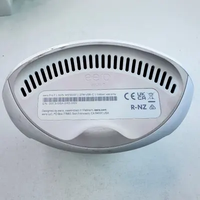 eero Pro 7 Wi-Fi 7 Mesh Router, Tri-Band, 27W USB-C, ME10001 - Thumbnail 5