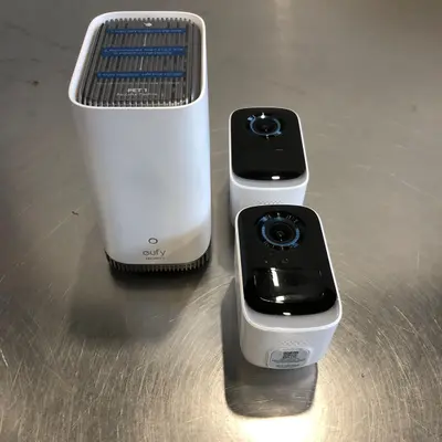 eufy S300 eufyCam 3C 4K Outdoor Camera Wireless Spotlight Night Vision 2-Cam Kit - Thumbnail 3
