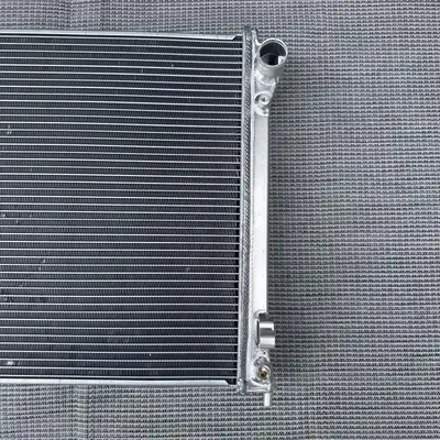 Fabtech 45mm 3 Row Aluminum Radiator Ford F250 F350 6.0L Diesel 03-07 - Thumbnail 3