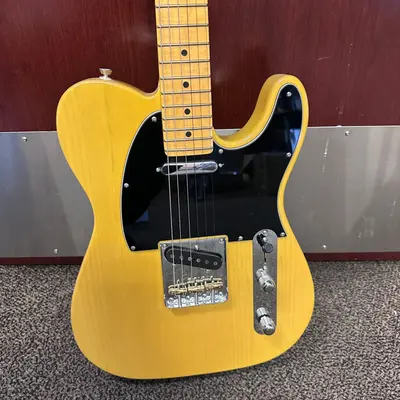 Fender American Professional II Telecaster Maple Fingerboard Electric Guitar - Thumbnail 4