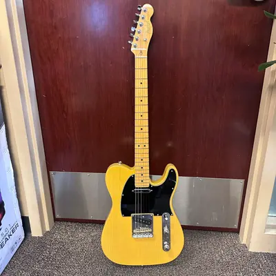 Fender American Professional II Telecaster Maple Fingerboard Electric Guitar - Thumbnail 2