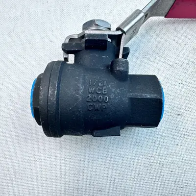 FNW Fig. 221AC 1/2" WCB 2000 CWP Carbon Steel Ball Valve Threaded - Thumbnail 3