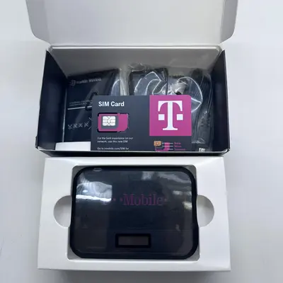 Franklin Wireless T9 Mobile Hotspot 4G LTE Wi-Fi Router T-Mobile - Thumbnail 3