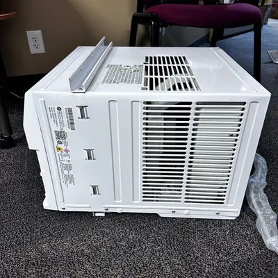 GE 10000 BTU Window Air Conditioner Unit 115V Fits 450 Sq Ft Room 10.9 CEER R32 - Thumbnail 6
