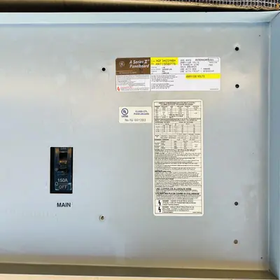 GE A Series II Panelboard AQF3422ABX 225A 208Y/120V 3PH - Thumbnail 4