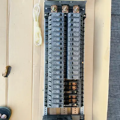 GE A Series II Panelboard AQF3422ABX 225A 208Y/120V 3PH - Thumbnail 6