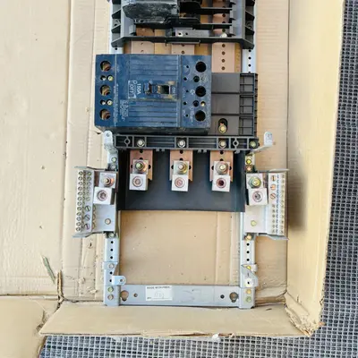 GE A Series II Panelboard AQF3422ABX 225A 208Y/120V 3PH - Thumbnail 7
