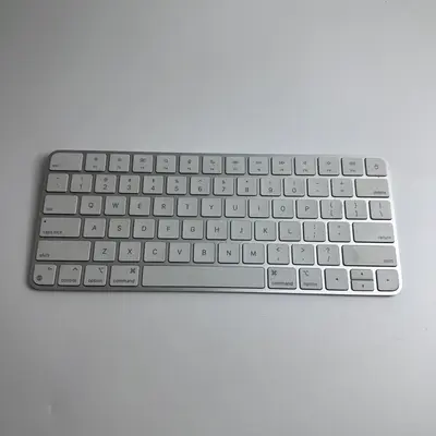 Genuine Apple Magic Keyboard Wireless Bluetooth Silver Model A2450 MK2A3LL/A - Thumbnail 8