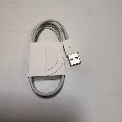 Genuine Apple Watch USB-A Magnetic Charging Cable - Original - Thumbnail 2