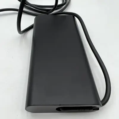 Genuine Dell AC Adapter DA180PM180 100-240V 2.34A - 50-60Hz - Thumbnail 4