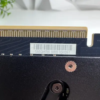 GIGABYTE GeForce RTX 5070 Ti WINDFORCE OC SFF 16GB GDDR7 Graphics Card 3X Fans - Thumbnail 10