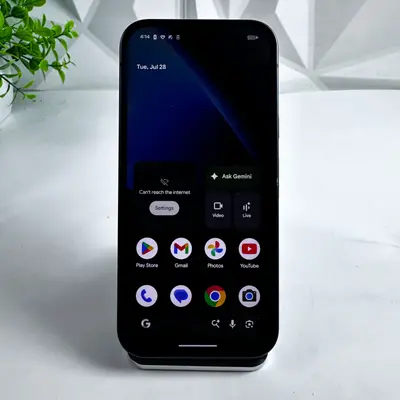 Google Pixel 10a 5G Smartphone 6.3" | 128GB | Obsidian | Unlocked - Thumbnail 3