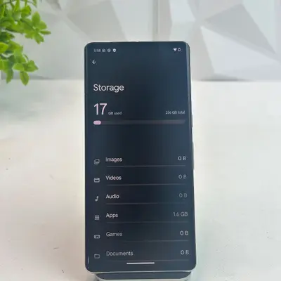 Google Pixel 7 Pro | 256GB | Grey | Unlocked - Thumbnail 7