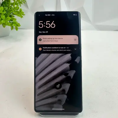 Google Pixel 7 Pro | 256GB | Grey | Unlocked - Thumbnail 3