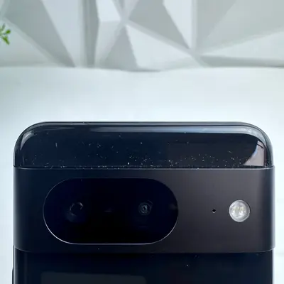 Google Pixel 8 | 256GB | Black | Unlocked - Thumbnail 2