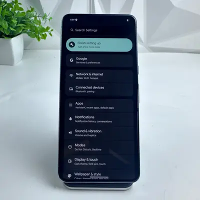 Google Pixel 8 Pro | 128GB | Green | Unlocked - Thumbnail 5