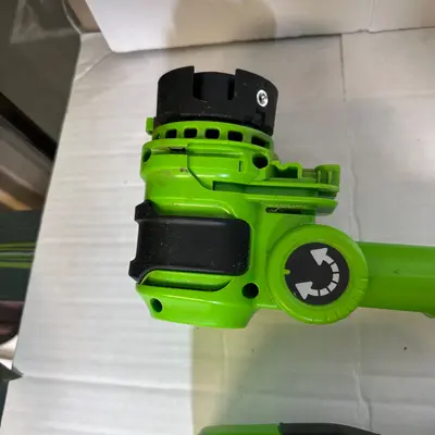 Greenworks 24V 13 Brushless String Trimmer Edger 2-in-1 Tool Only 7-Position - Thumbnail 4