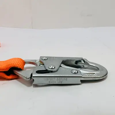 Honeywell Miller Titan Shock-Absorbing Lanyard T5111-Z7/6FTAF, 6ft, 900lbs - Thumbnail 3