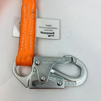 Honeywell Miller Titan Shock-Absorbing Lanyard T5111-Z7/6FTAF, 6ft, 900lbs - Thumbnail 2