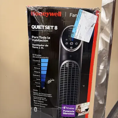 Honeywell QuietSet 8 Whole Room Tower Fan, Oscillating, Remote Control - Thumbnail 5