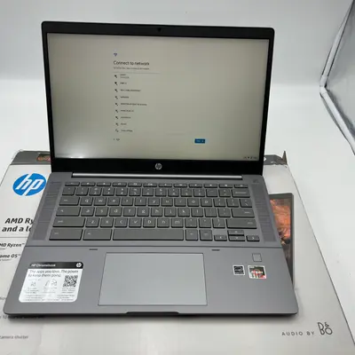 HP Chromebook 14" FHD, AMD Ryzen 3-3250C, 4GB RAM, 128GB SSD - Thumbnail 2