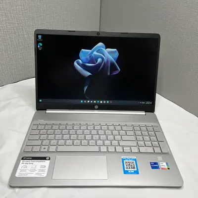 HP Laptop 15-dy2172wm, 15.6-inch FHD, i7-1165G7, 8GB, 512GB SSD - Thumbnail 2