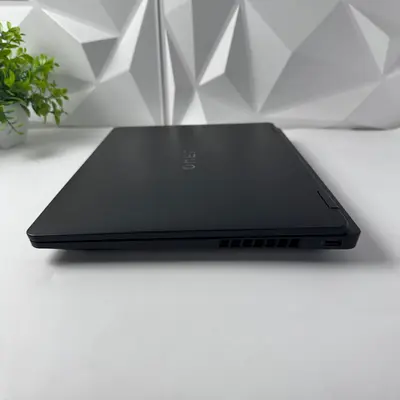 HP OMEN 16" 2K 144Hz Gaming Laptop, Ryzen 9 8940HX, 32GB DDR5, 1TB SSD, RTX 5060 - Thumbnail 4