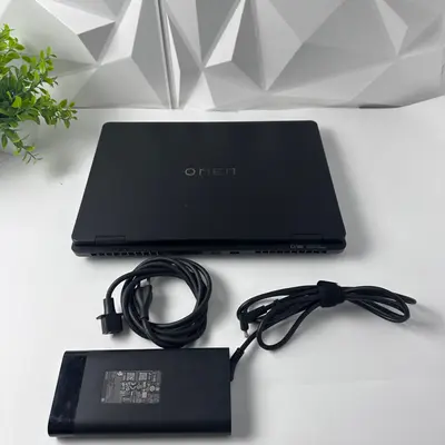HP OMEN 16" 2K 144Hz Gaming Laptop, Ryzen 9 8940HX, 32GB DDR5, 1TB SSD, RTX 5060 - Thumbnail 3