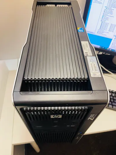 HP Z800 Workstation Desktop, Intel Xeon E5606, 24GB, Quadro 4000 - Thumbnail 2