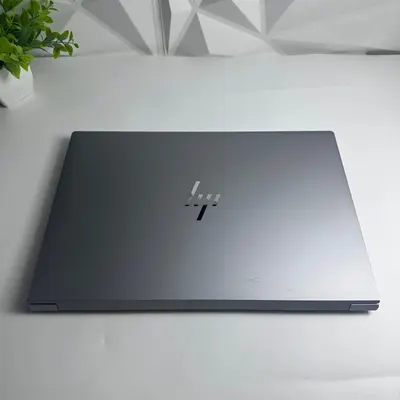 HP ZBook Studio 16 G11 16" 4K 120Hz, Ultra 7 165H, 64GB, 2TB RTX, 3000 Ada - Thumbnail 7