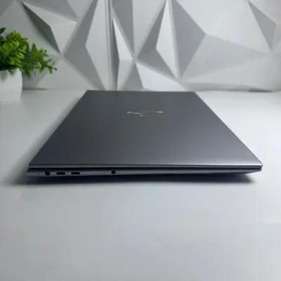 HP ZBook Studio 16 G11 16" 4K 120Hz, Ultra 7 165H, 64GB, 2TB RTX, 3000 Ada - Thumbnail 4
