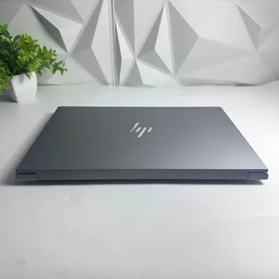 HP ZBook Studio 16 G11 16" 4K 120Hz, Ultra 7 165H, 64GB, 2TB RTX, 3000 Ada - Thumbnail 6