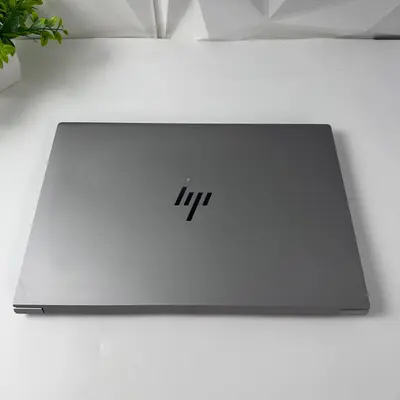 HP ZBook Studio 16 G11 16" Core Ultra 9 185H, 64GB DDR5, 2TB SSD, RTX 2000 Ada - Thumbnail 6