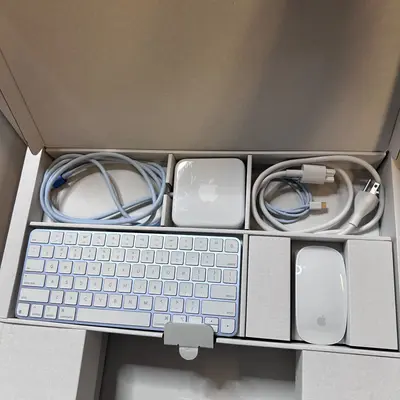 iMac (24-inch, 2024) Apple M4 Chip, 8-Core GPU, 16GB, 256GB, Blue - Thumbnail 4