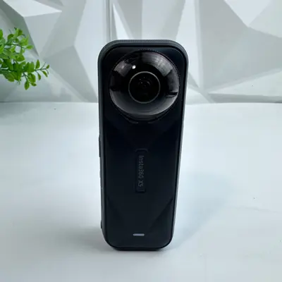 Insta360 X5 8K 360 Action Camera Essentials Bundle Black Pocket Cam Waterproof - Thumbnail 2