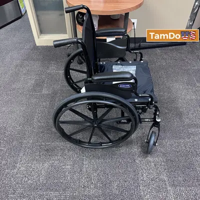 Invacare 9000 SL High Strength Lightweight Mobility Chair - New - Real photo at TamDo.us