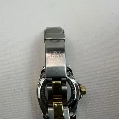 Invicta Pro Diver 8942 Women's Watch 24.5mm Steel Gold Quartz 200M WR - Thumbnail 4