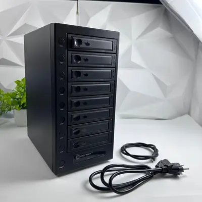 IOCREST 8-Bay SATA3 to USB4.0 DAS Enclosure 40Gbps Type-C 3.5" 2.5" SY-ENC50129 - Thumbnail 9