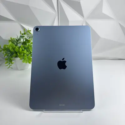 iPad Air 11-inch (M3) | Wi-Fi Only | 256GB | Blue with Magic Keyboard - Thumbnail 2