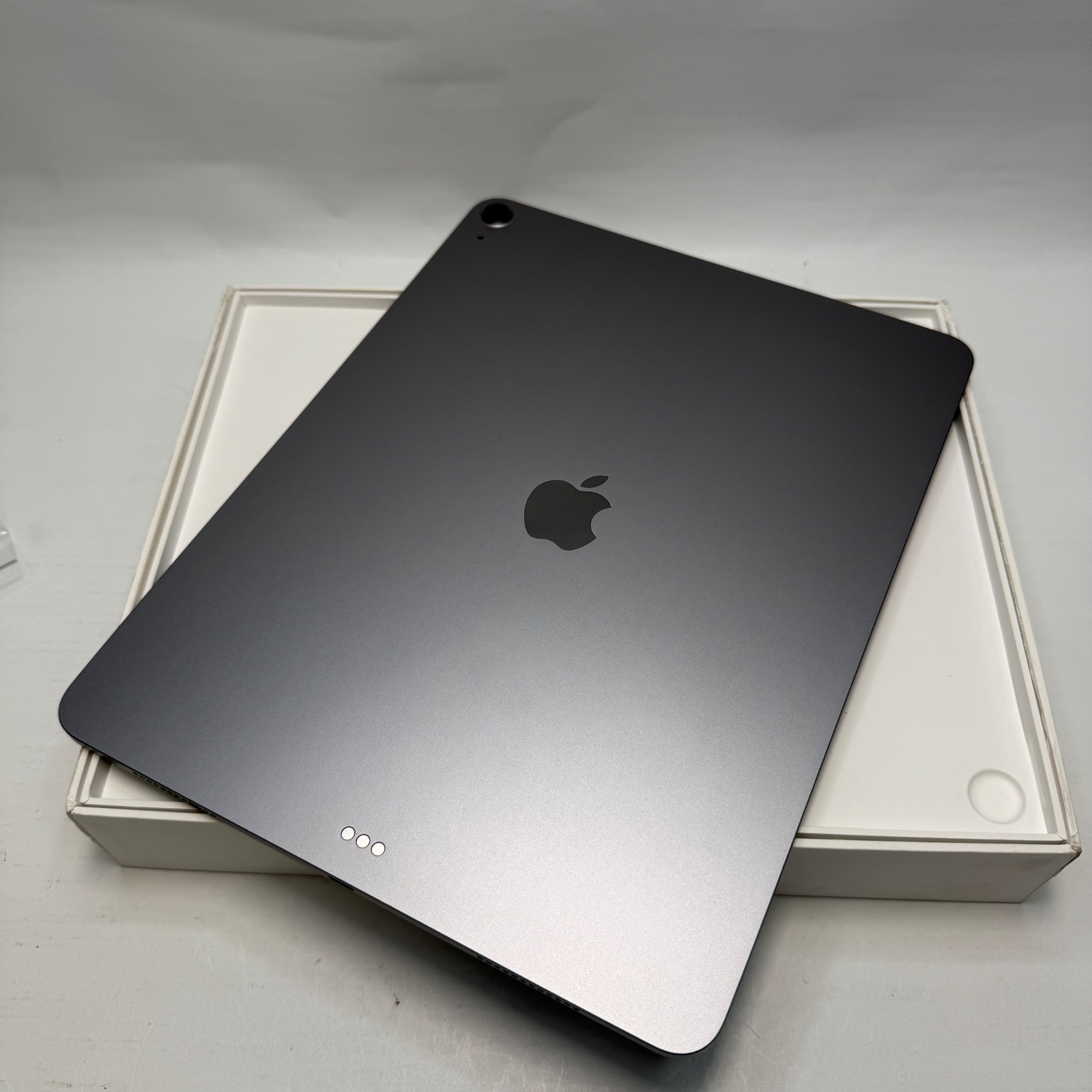 iPad Air 13-inch (M3) WiFi-Only | 256GB | New | TamDo.us