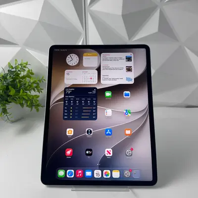iPad Air 13-inch (M4) Wi-Fi Only | 128GB | Blue - Thumbnail 2