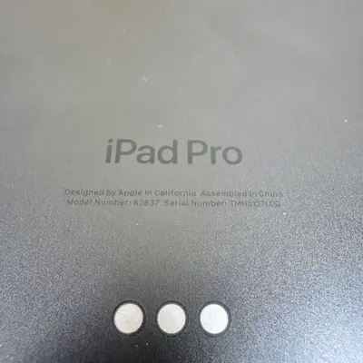 iPad Pro 11-inch (M4) Wi-Fi + Cellular | 256GB | Space Gray - Thumbnail 8