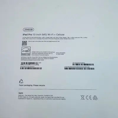 Apple iPad Pro 13-inch (M5) Wi-Fi + Cellular | 256GB | Silver - Thumbnail 10