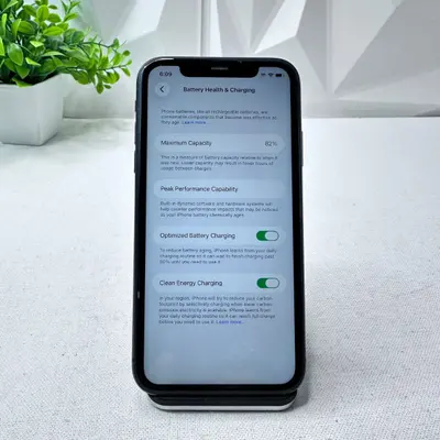 iPhone 11, 64GB, Black, Unlocked - Thumbnail 5